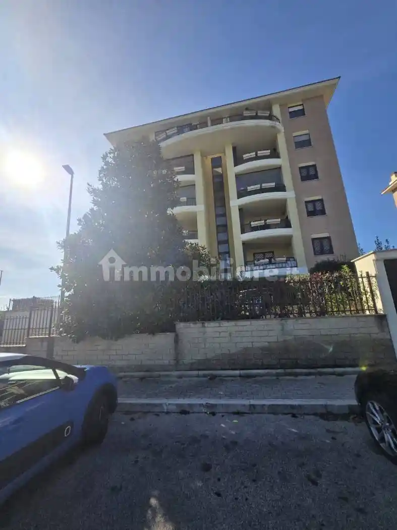 Appartamento in vendita a Pomezia