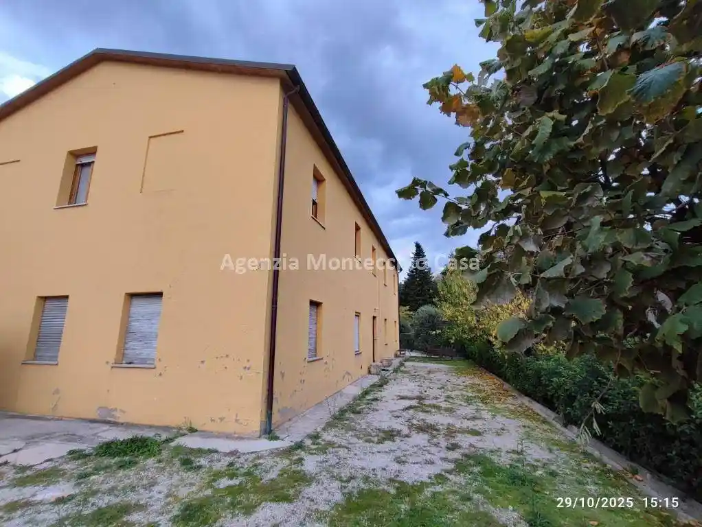 Appartamento in vendita a Urbino