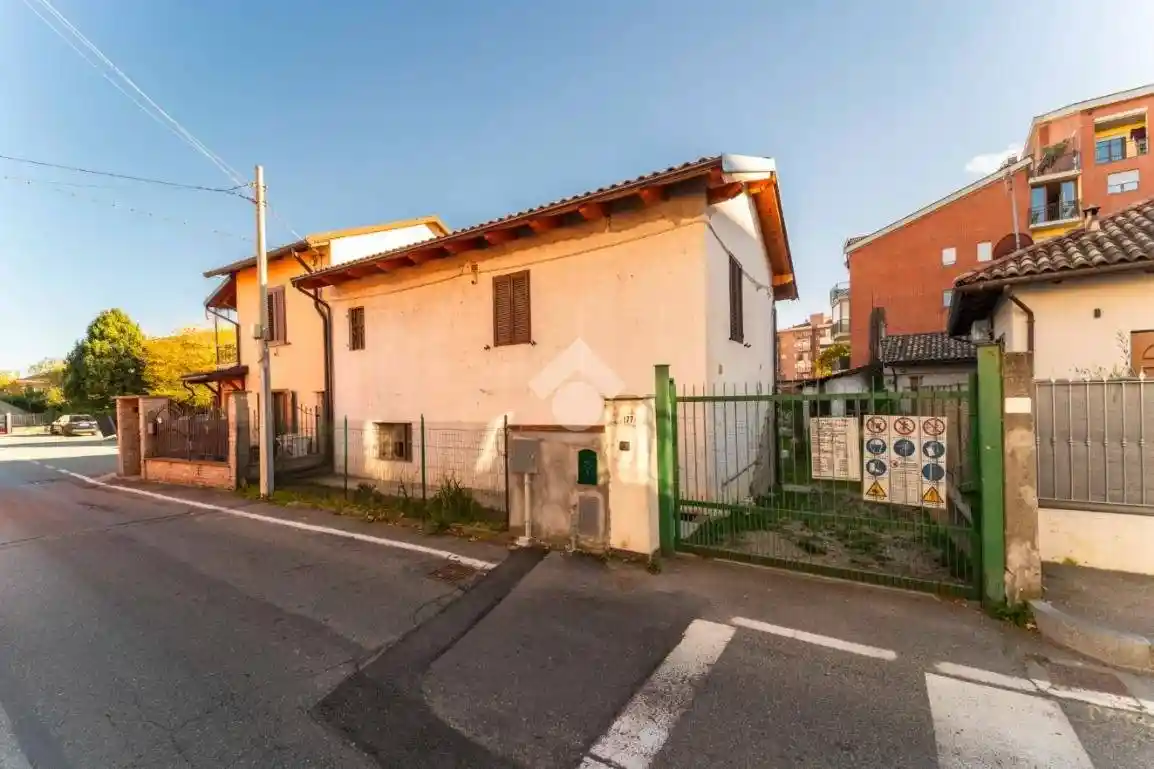 Casa indipendente in vendita a Grugliasco