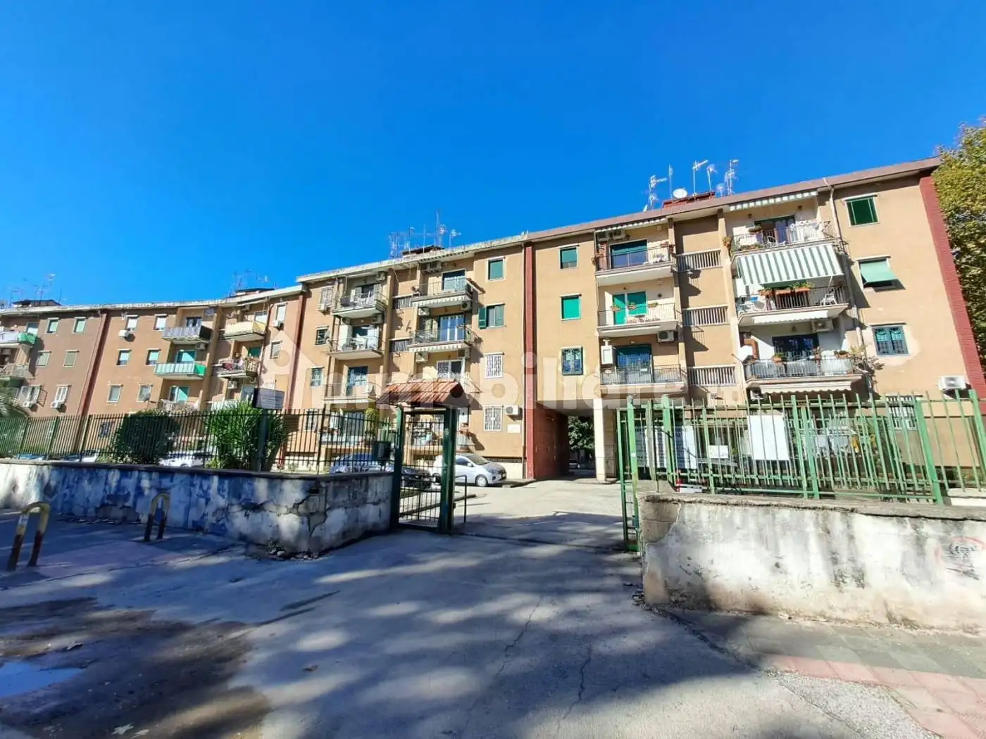 Appartamento in vendita a Napoli