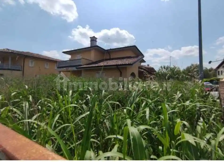 Villa all'asta via Livatino snc, Roncaro - foto 2