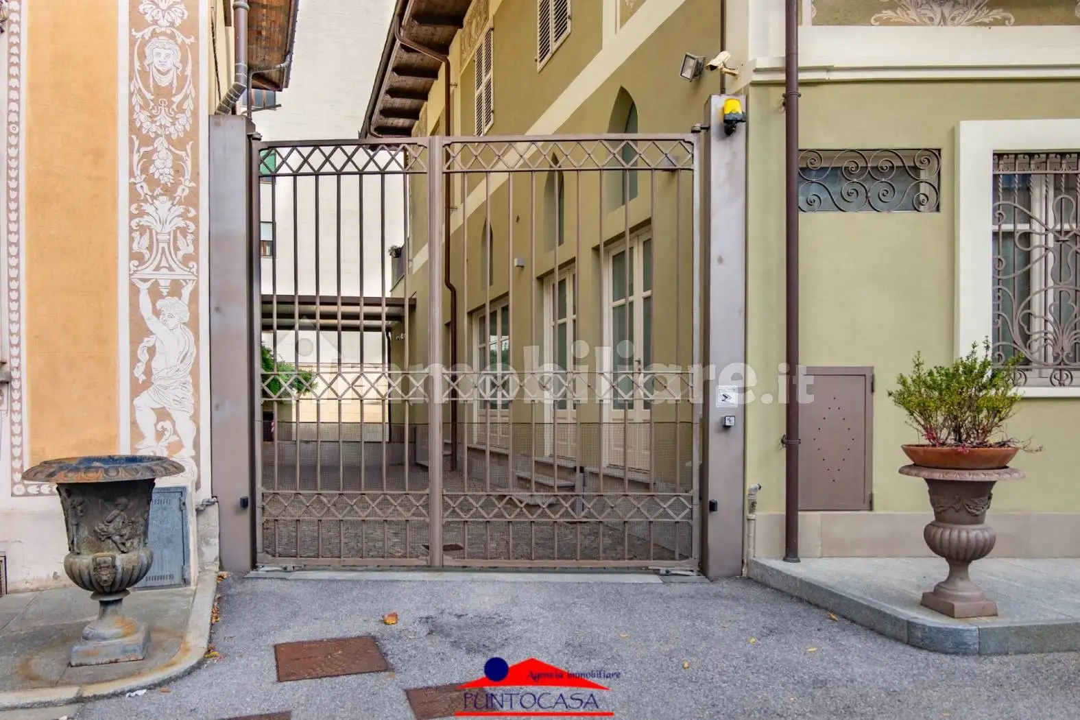 Villa unifamiliare piazza 20 Settembre 11, Centro, Saluzzo - foto 4