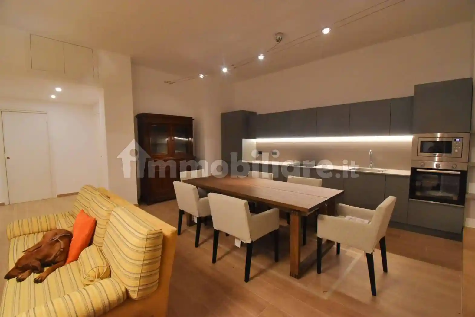 Trilocale via via Leone Tolstoj 58, Piazza Napoli, Milano - foto 2