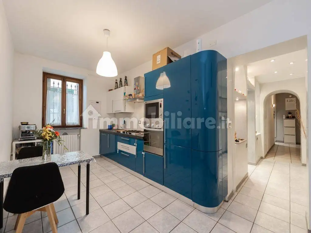 Quadrilocale via Prebone 30, Centro, Barzanò - foto 4