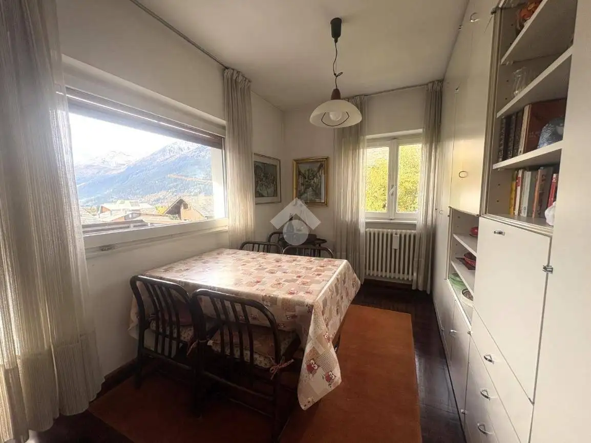 Trilocale via stelvio 21, Centro, Bormio - foto 4