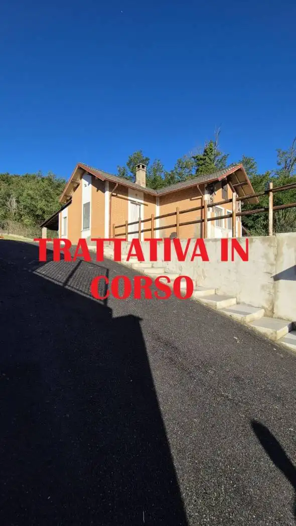 Villa in vendita a Godiasco Salice Terme