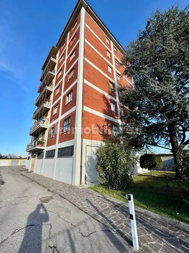 Trilocale via E. Fermi, 5, Boltiere - foto 4