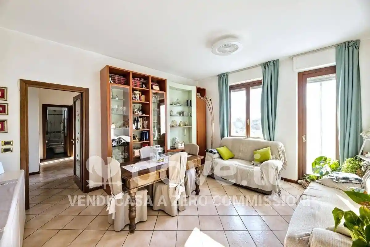 Appartamento in vendita a Varese