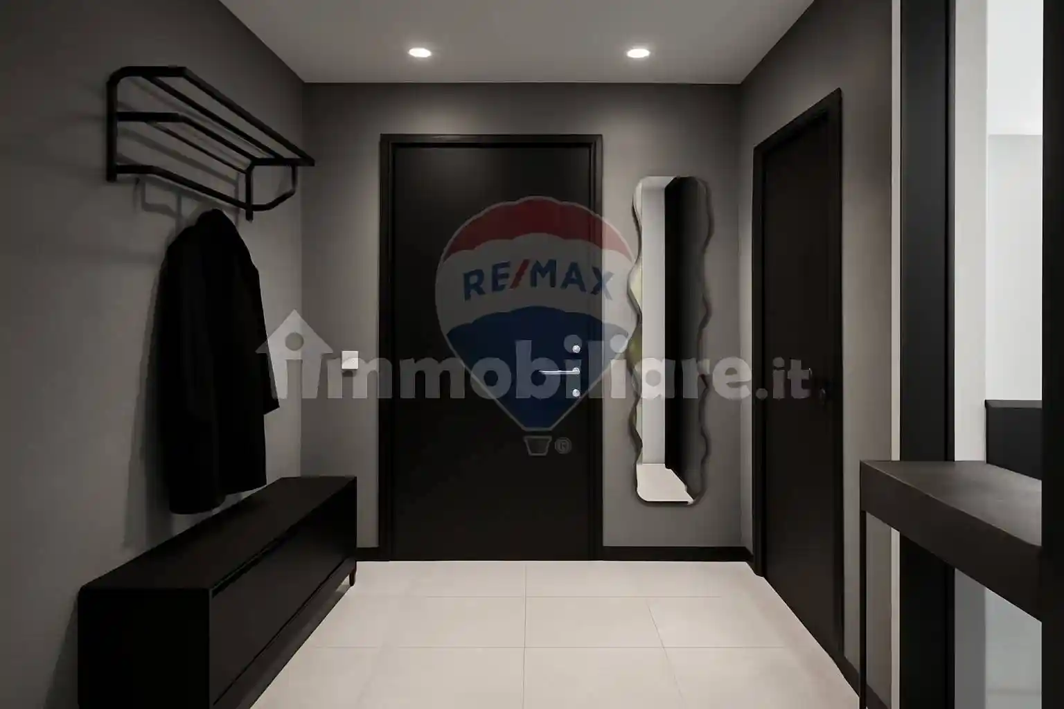 Trilocale via Fratelli De Grandi 19, Bizzozzero, Varese - foto 4