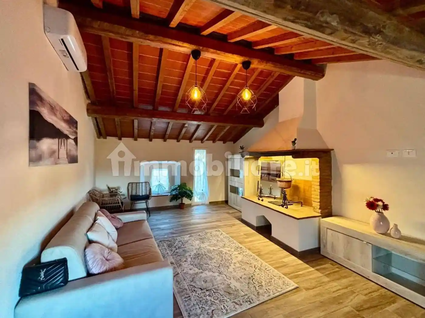 Appartamento in vendita a Terricciola