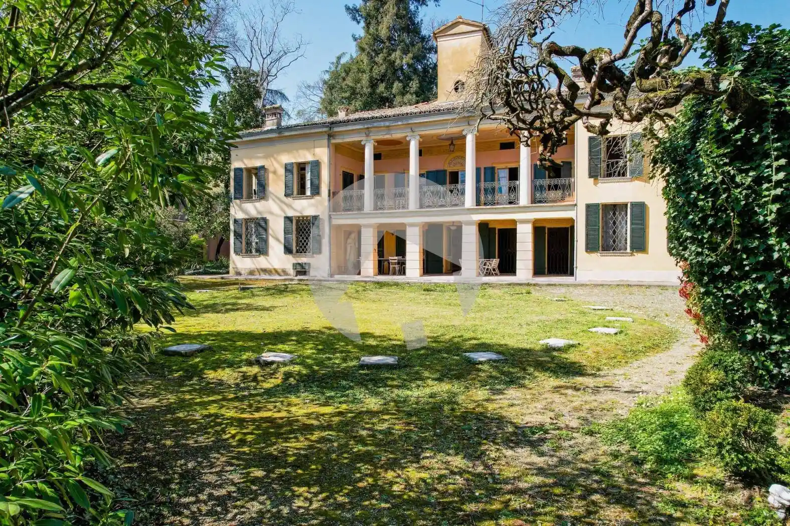 Villa in vendita a Albinea