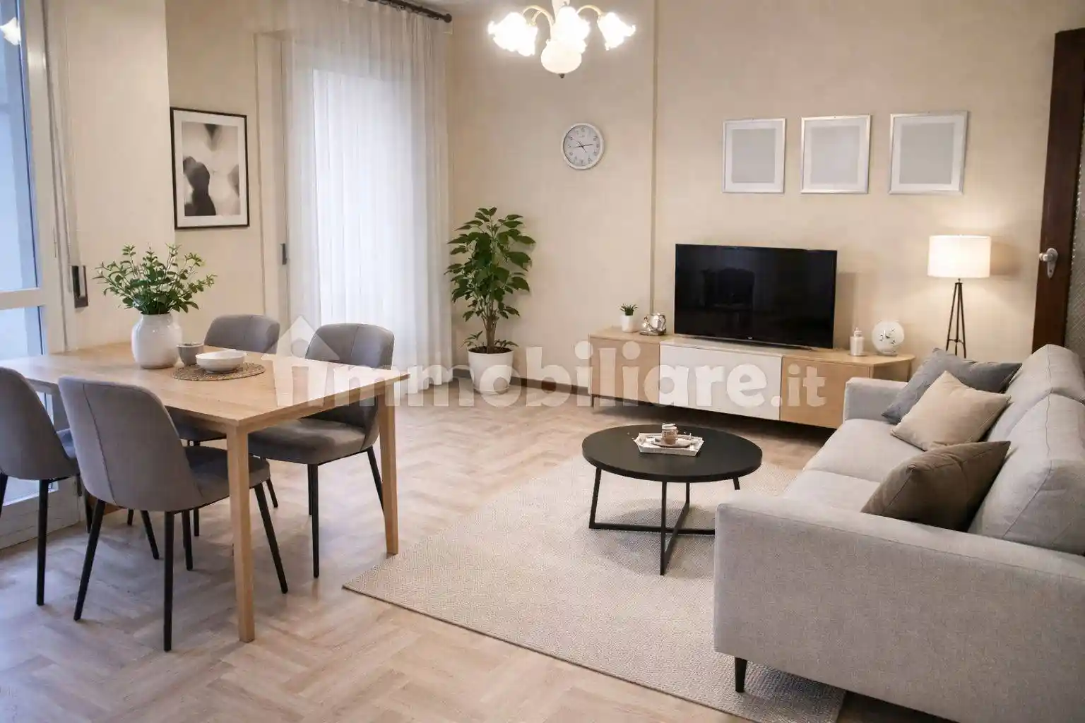 Appartamento in vendita a Modena