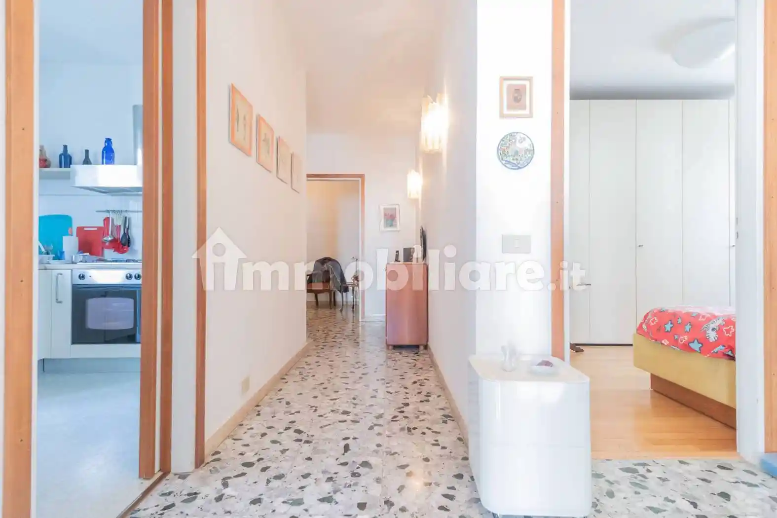 Trilocale buono stato, quarto piano, Stazione - Europa, Udine - foto 3