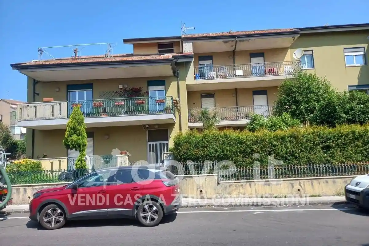Appartamento in vendita a Piedimonte Etneo
