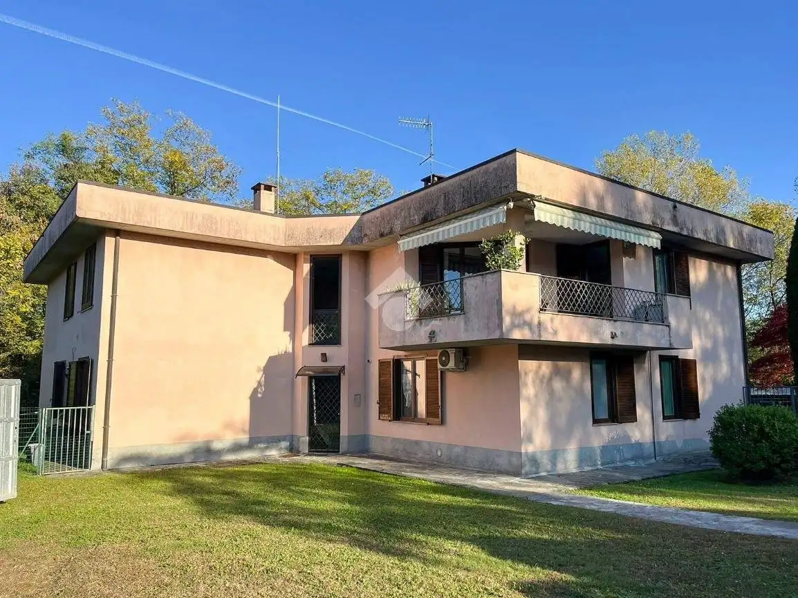 Bilocale via Fiume 35, Centro, Azzate - foto 3