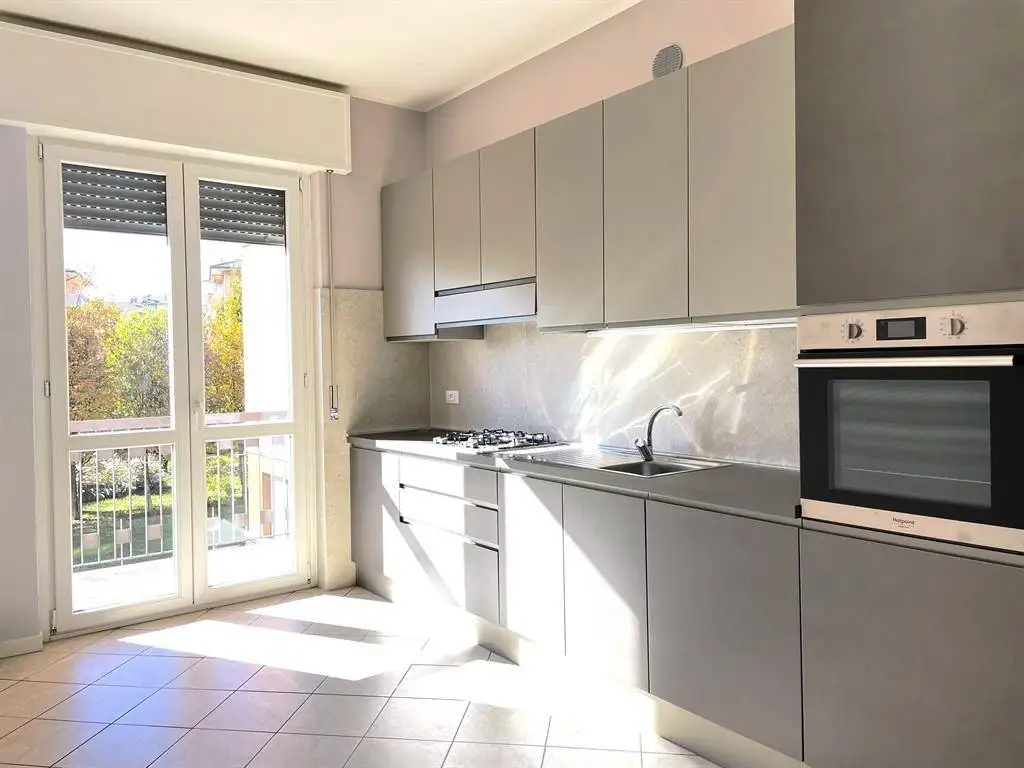 Appartamento in vendita a Curno