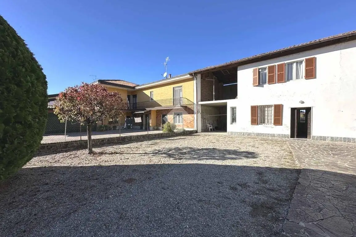 Terratetto unifamiliare via Trento E Trieste 6, Centro, Crespiatica - foto 3