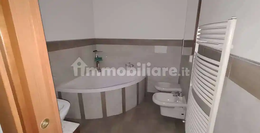 Appartamento all'asta via Madre Teresa di Calcutta, 1, Caselle Lurani - foto 5