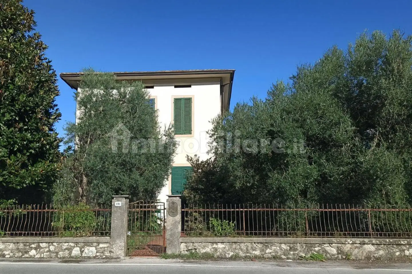 Villa in vendita a Lucca