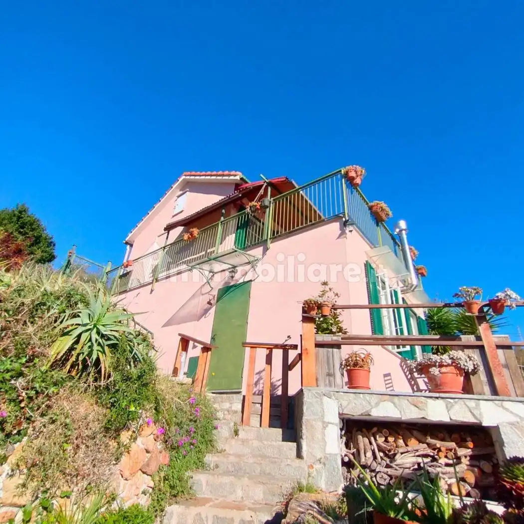 Villa in vendita a Savona