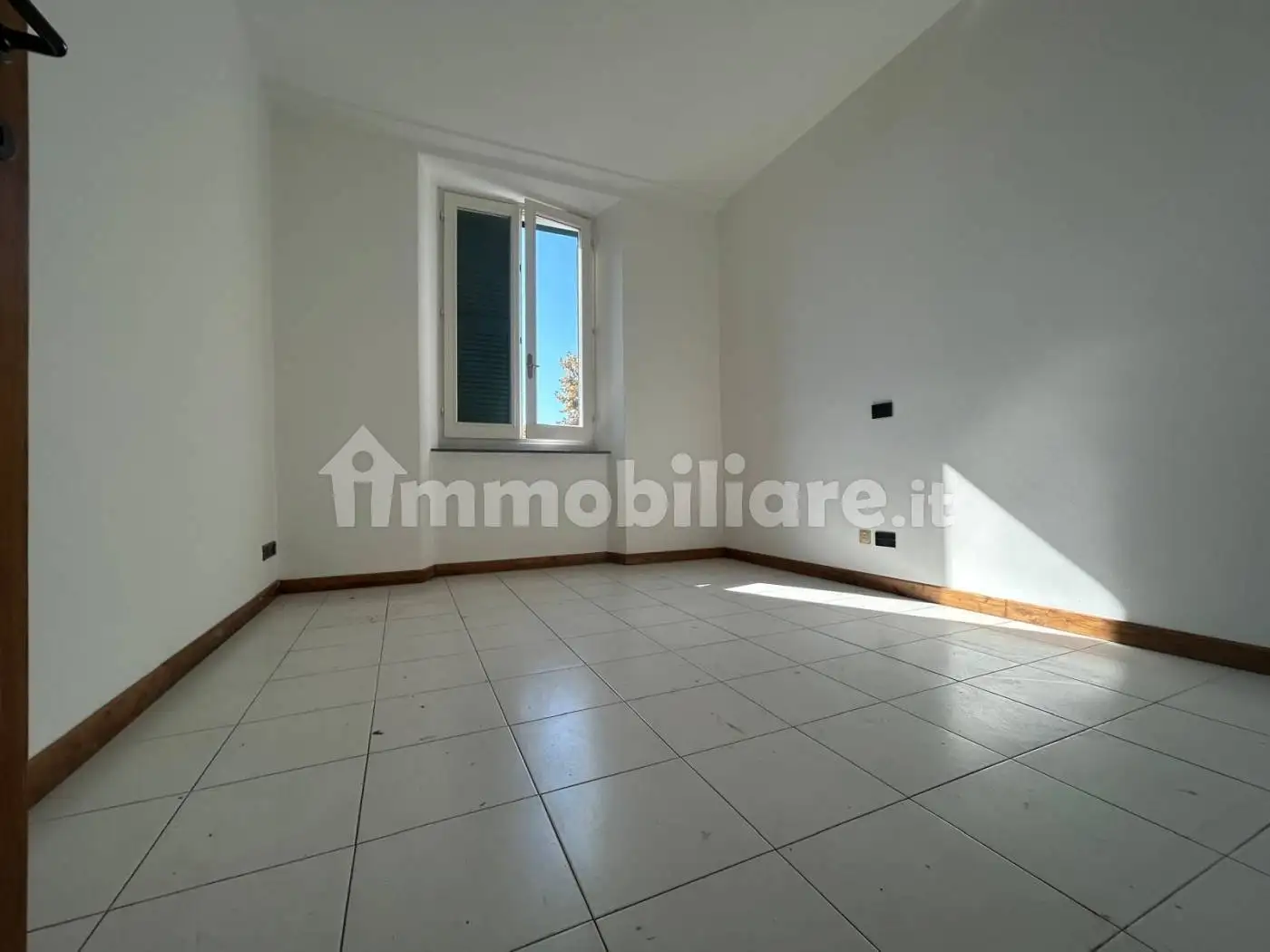 Quadrilocale viale Stazione, Centro, Massa - foto 4