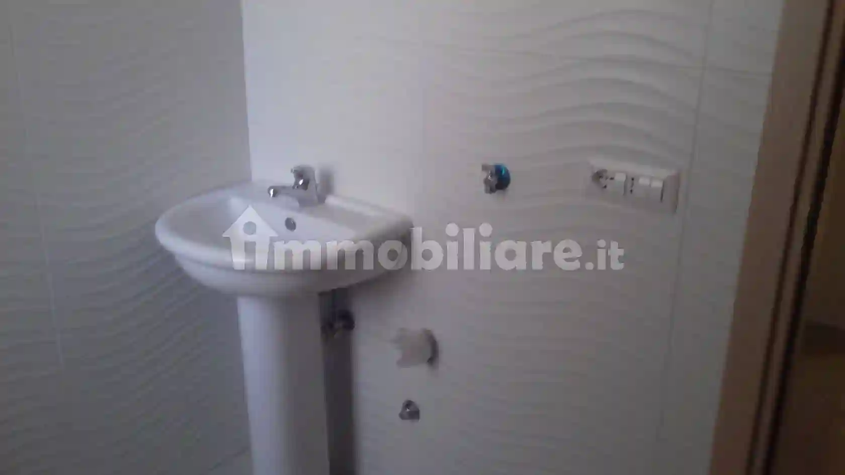 Quadrilocale via Padre Basilio Pergamo 67, Carmine, Salerno - foto 4
