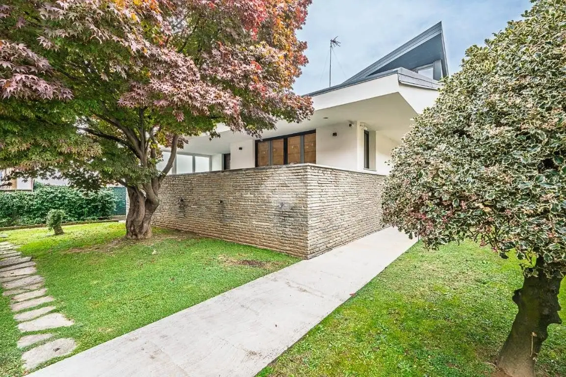 Villa in vendita a Collegno