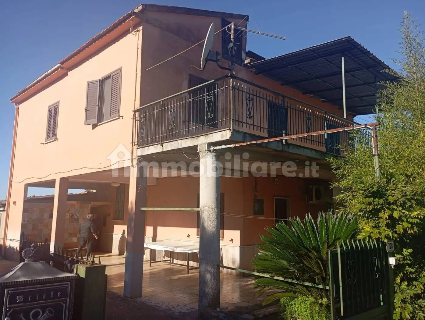 Villa in vendita a Santi Cosma e Damiano