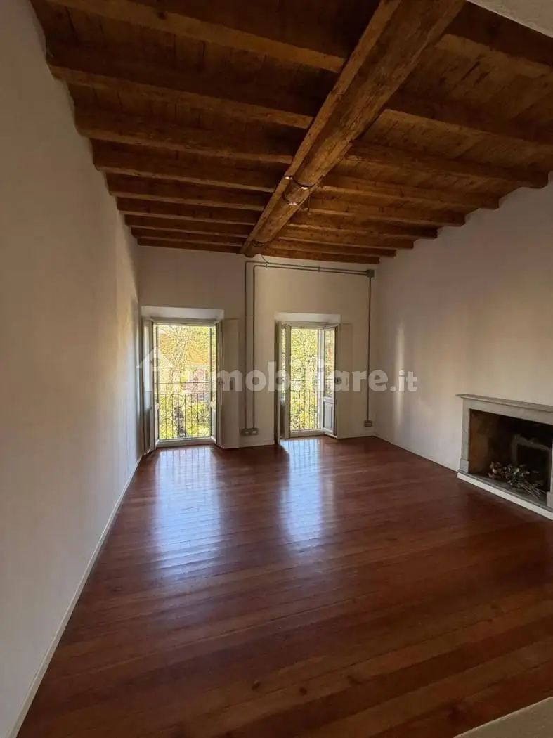 Appartamento in affitto a Monza