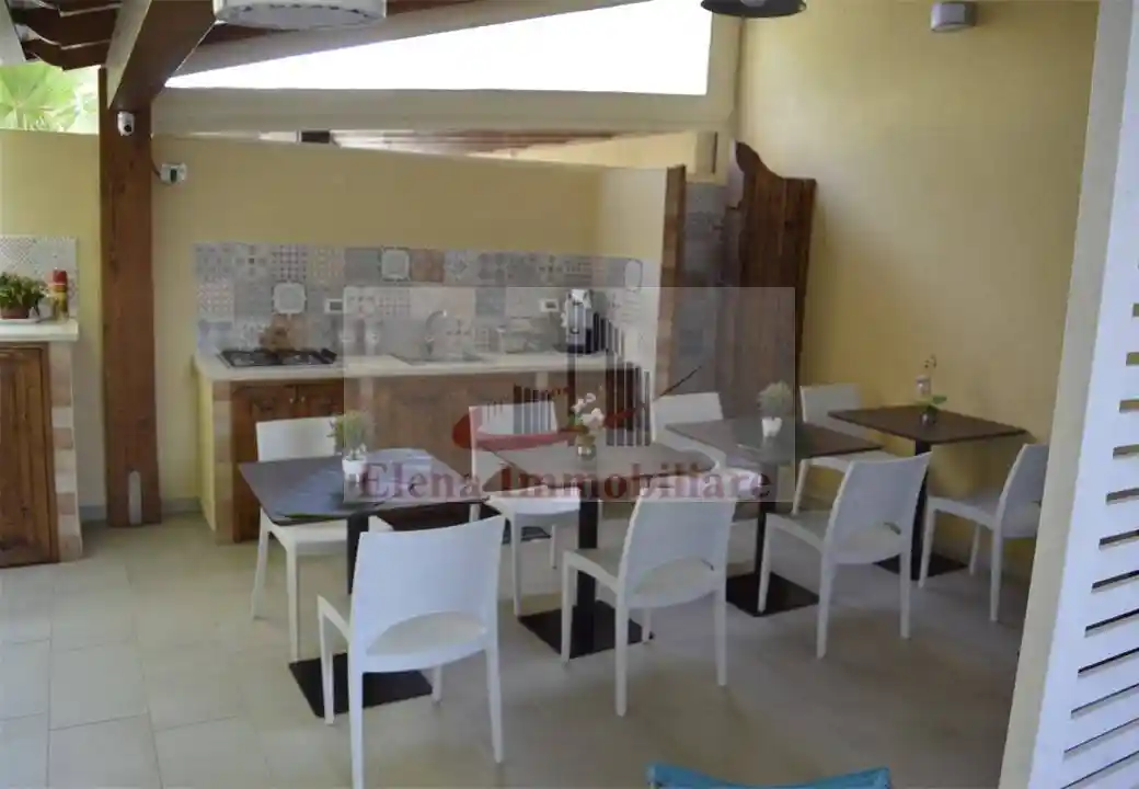 Palazzo - Edificio in vendita a San Vito Lo Capo