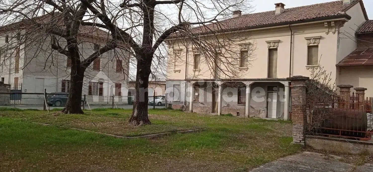 Villa in vendita a Molino dei Torti