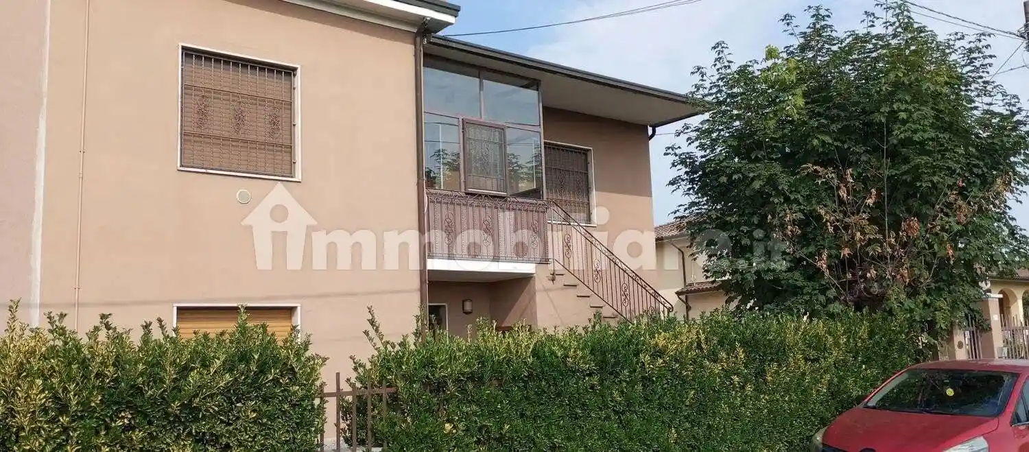 Appartamento in vendita a Casei Gerola