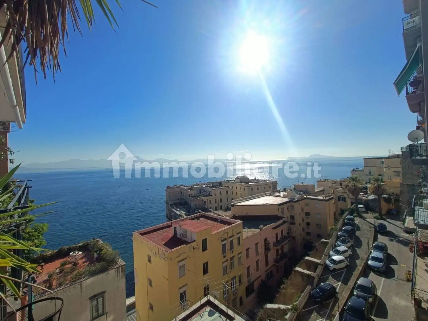 Appartamento in vendita a Napoli