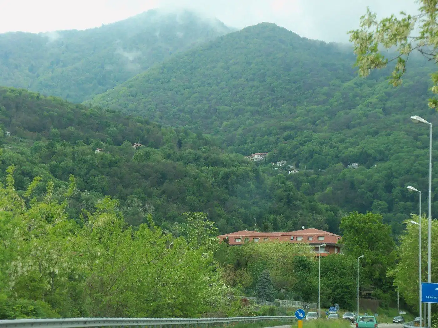 Trilocale via Beretta dr. Mario, 5, Arcumeggia, Casalzuigno - foto 3