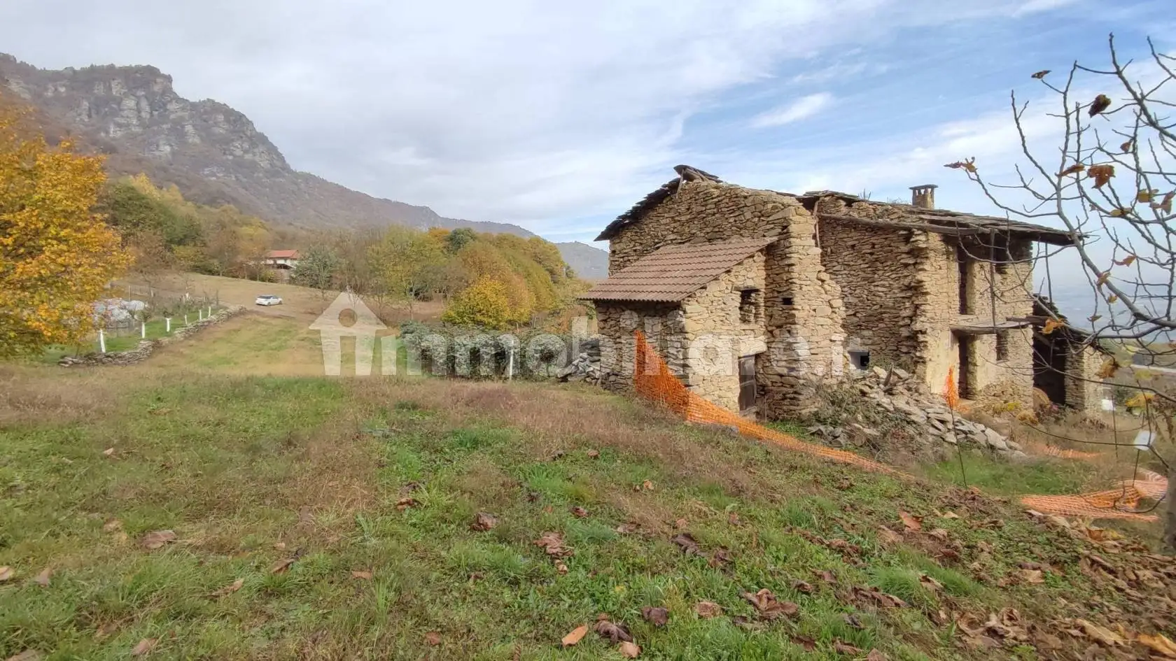 Rustico - Casale in vendita a Envie