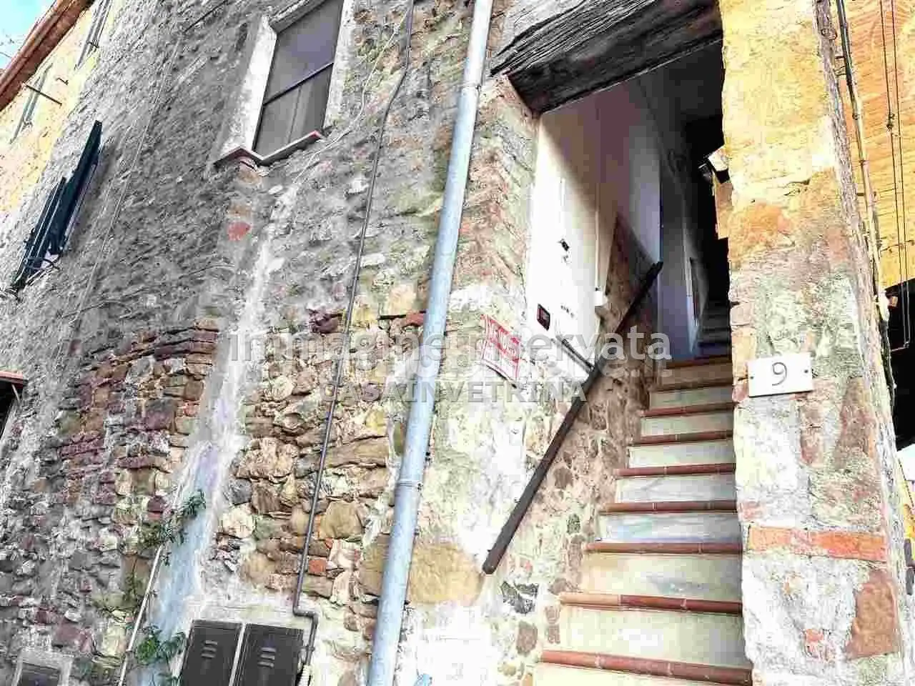 Trilocale Vivolo Dell'arco  ,9, Centro, Campagnatico - foto 2