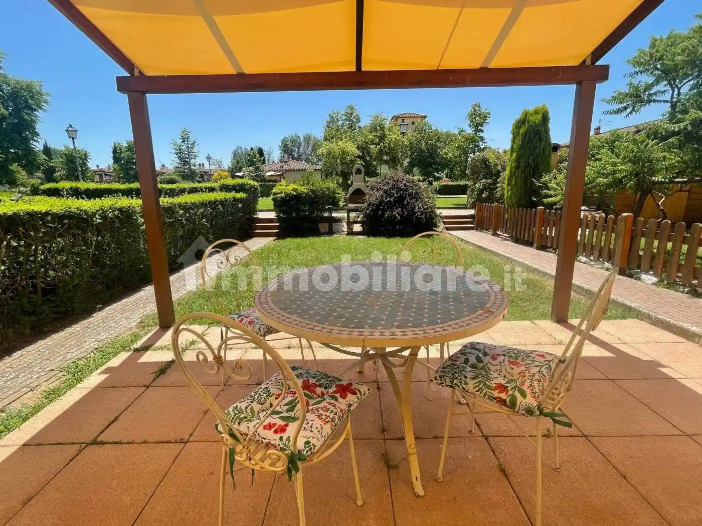 Appartamento in villa Località Poggio Ciliegio, Frassineto, Arezzo - foto 4