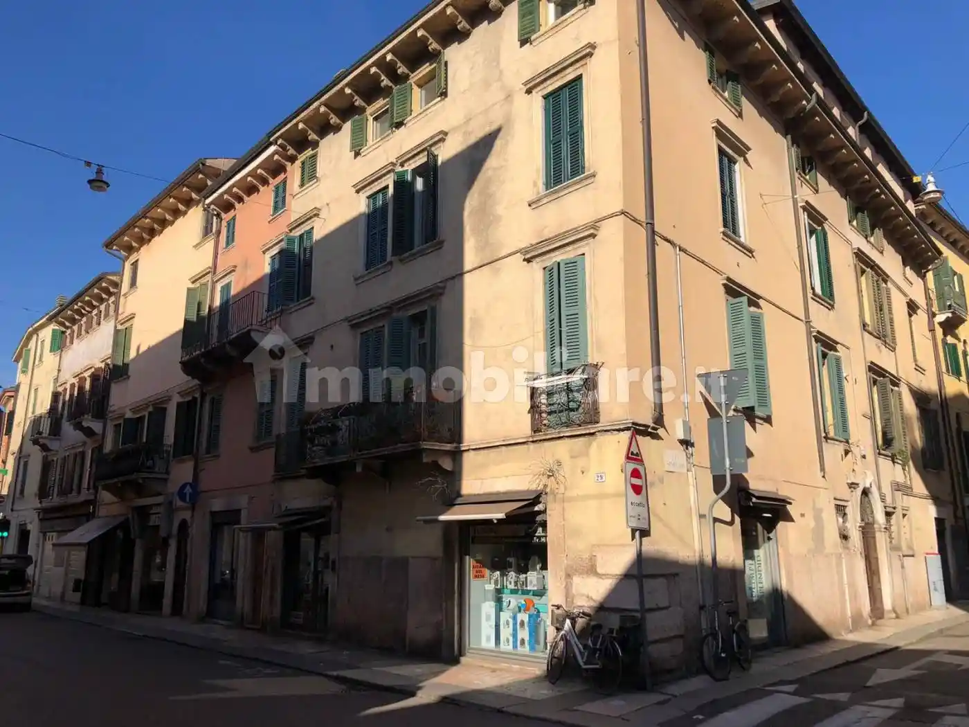 Appartamento in vendita a Verona