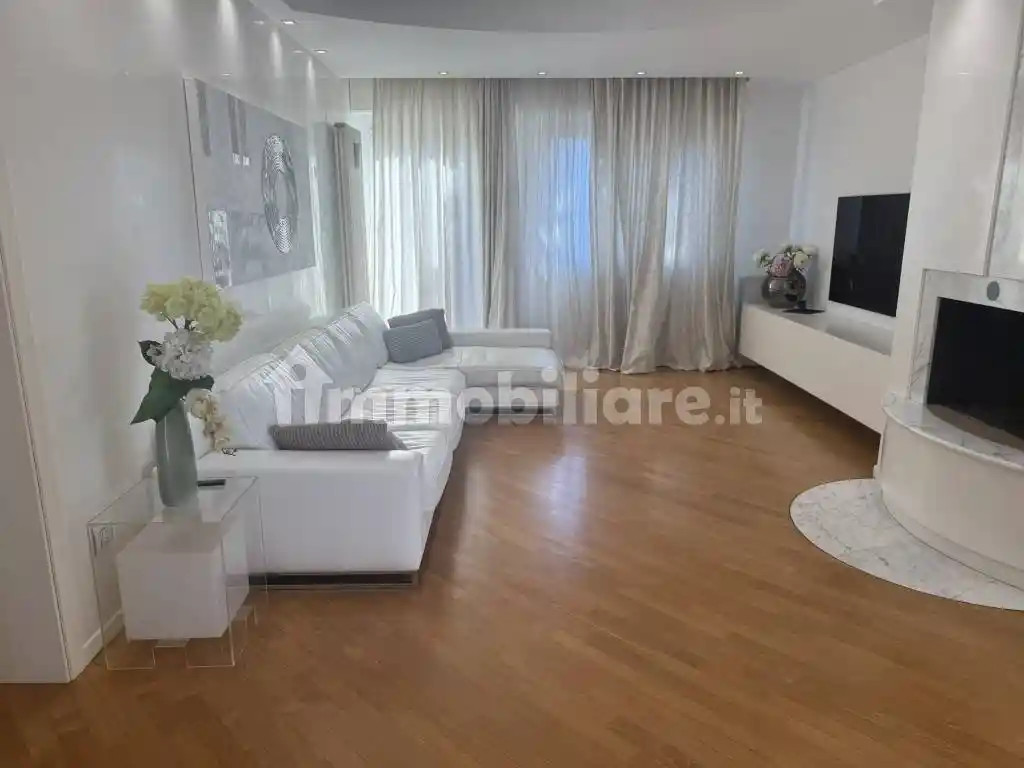 Appartamento in vendita a Riccione