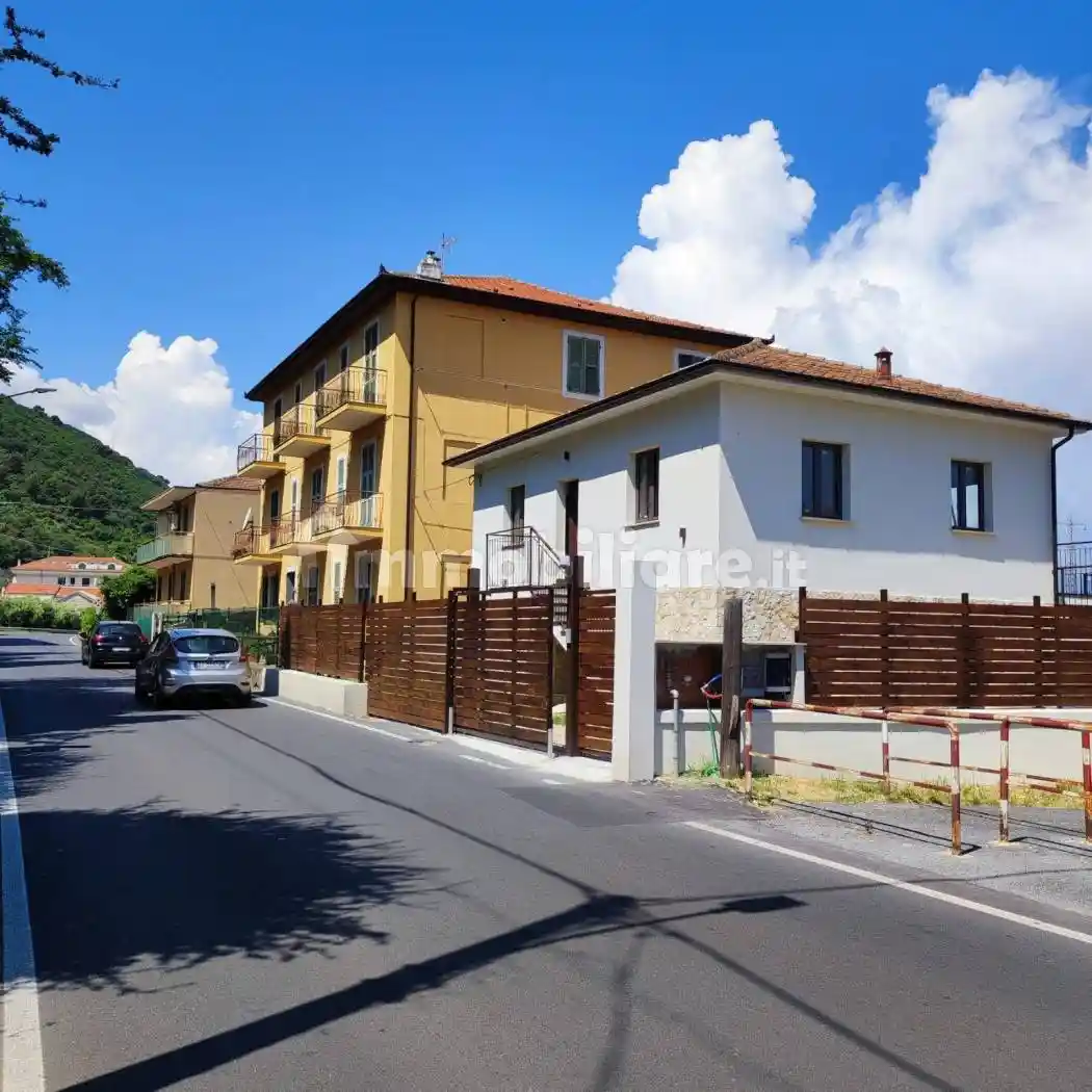 Appartamento in vendita a Albenga