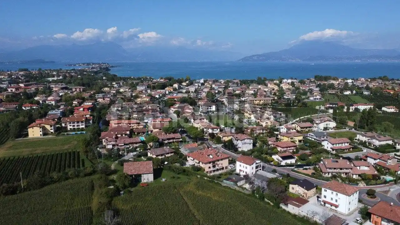 Appartamento in vendita a Sirmione
