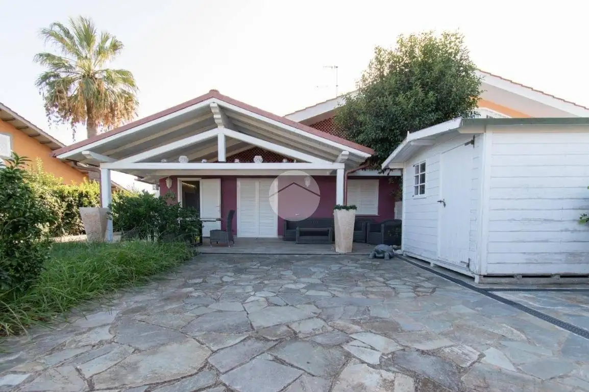 Villetta a schiera in vendita a Ladispoli