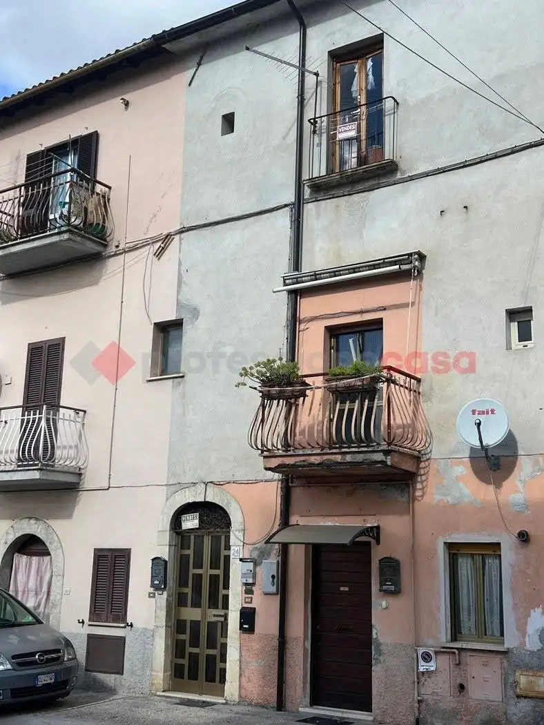 Appartamento in vendita a Castel Sant'Angelo