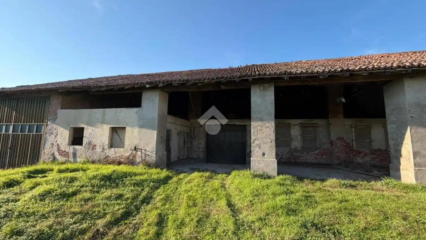 Rustico - Casale in vendita a Garlasco