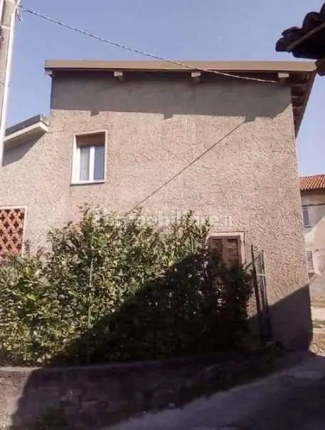 Appartamento in asta a Molteno