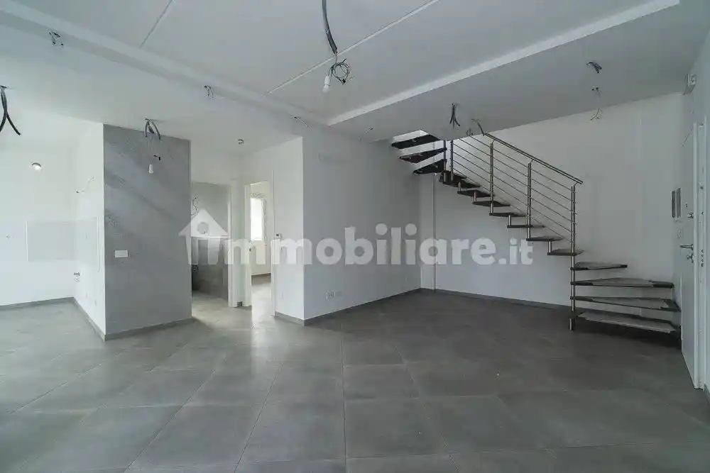 Attico via Bondeno 22, Vitinia, Roma - foto 5