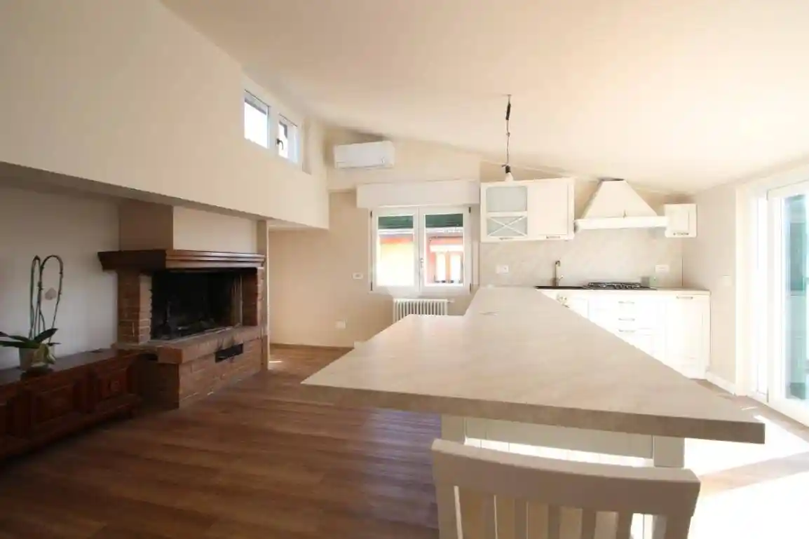 Appartamento in vendita a Garbagnate Milanese