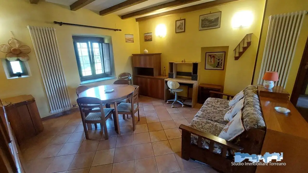 Casa indipendente in vendita a Quassolo