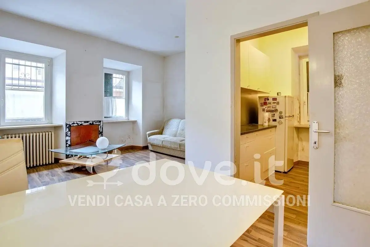 Bilocale via Roma 5, Centro, Cadegliano-Viconago - foto 4