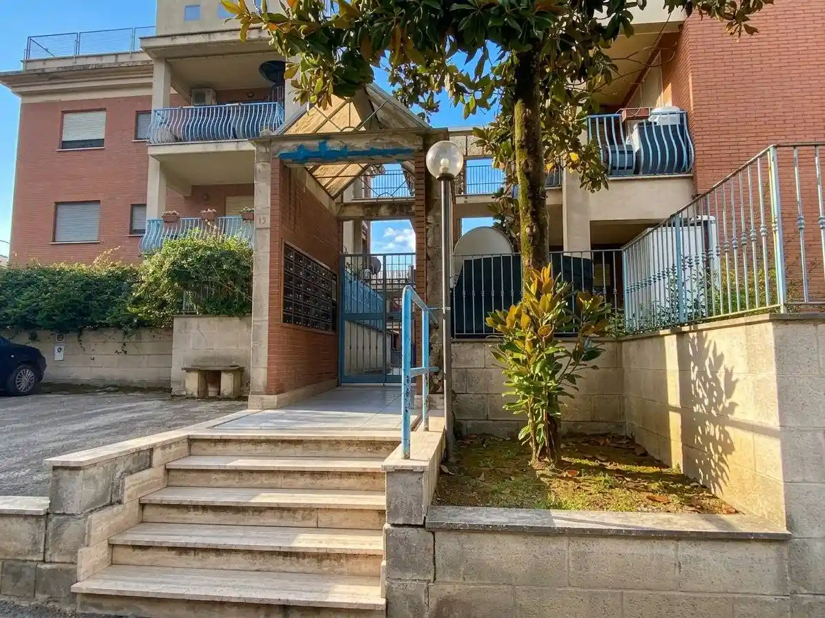 Appartamento in vendita a Poggio Mirteto